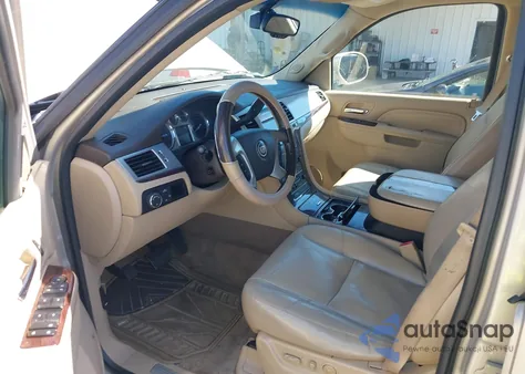 2011 Cadillac Escalade Esv Premium from USA, damaged, VIN 1GYS4JEFXBR194285